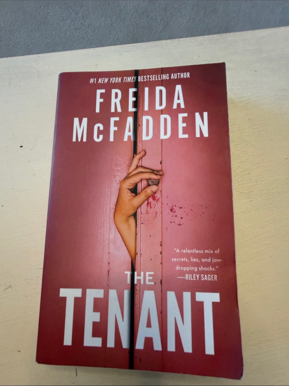 The Tenant - Freida McFadden